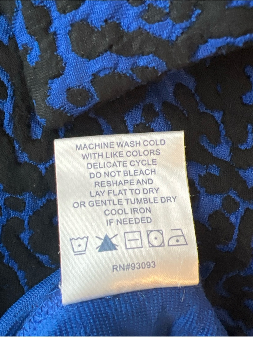 Tyler Boe Black and Blue Patterned Dress Size M - Picture 5 of 5